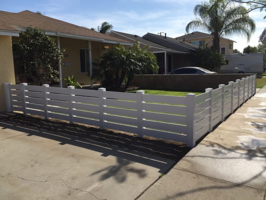 Santa-Monica-vinyl-fencing